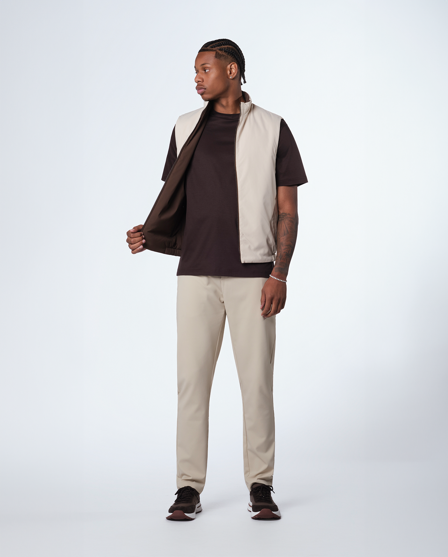 REVERSIBLE VEST - EBONY/BEIGE
