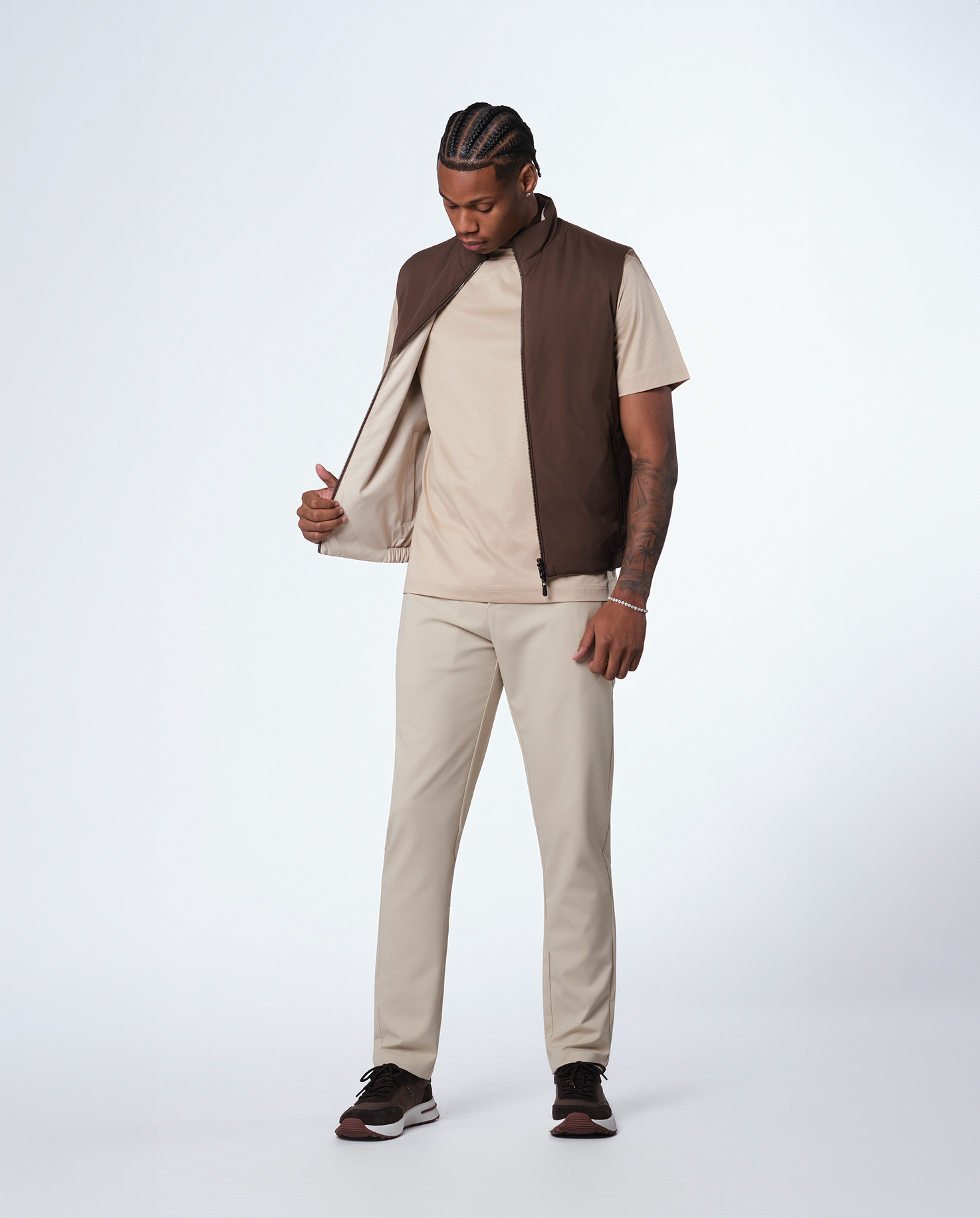 REVERSIBLE VEST - EBONY/BEIGE